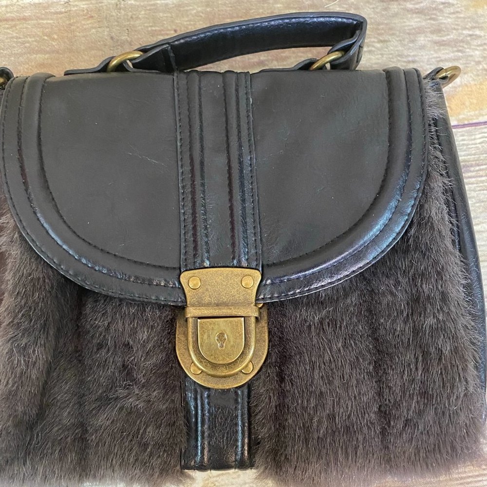 Forever 21 Faux Leather Crossbody Handbag with Faux Fur Accents Mid Size - Picture 7 of 7